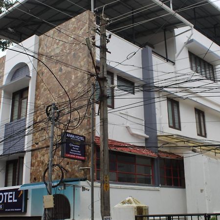 Anna Hotel Thiruvananthapuram Exteriér fotografie