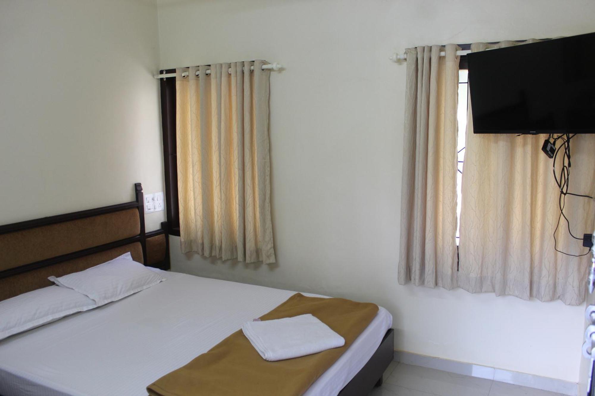 Anna Hotel Thiruvananthapuram Exteriér fotografie