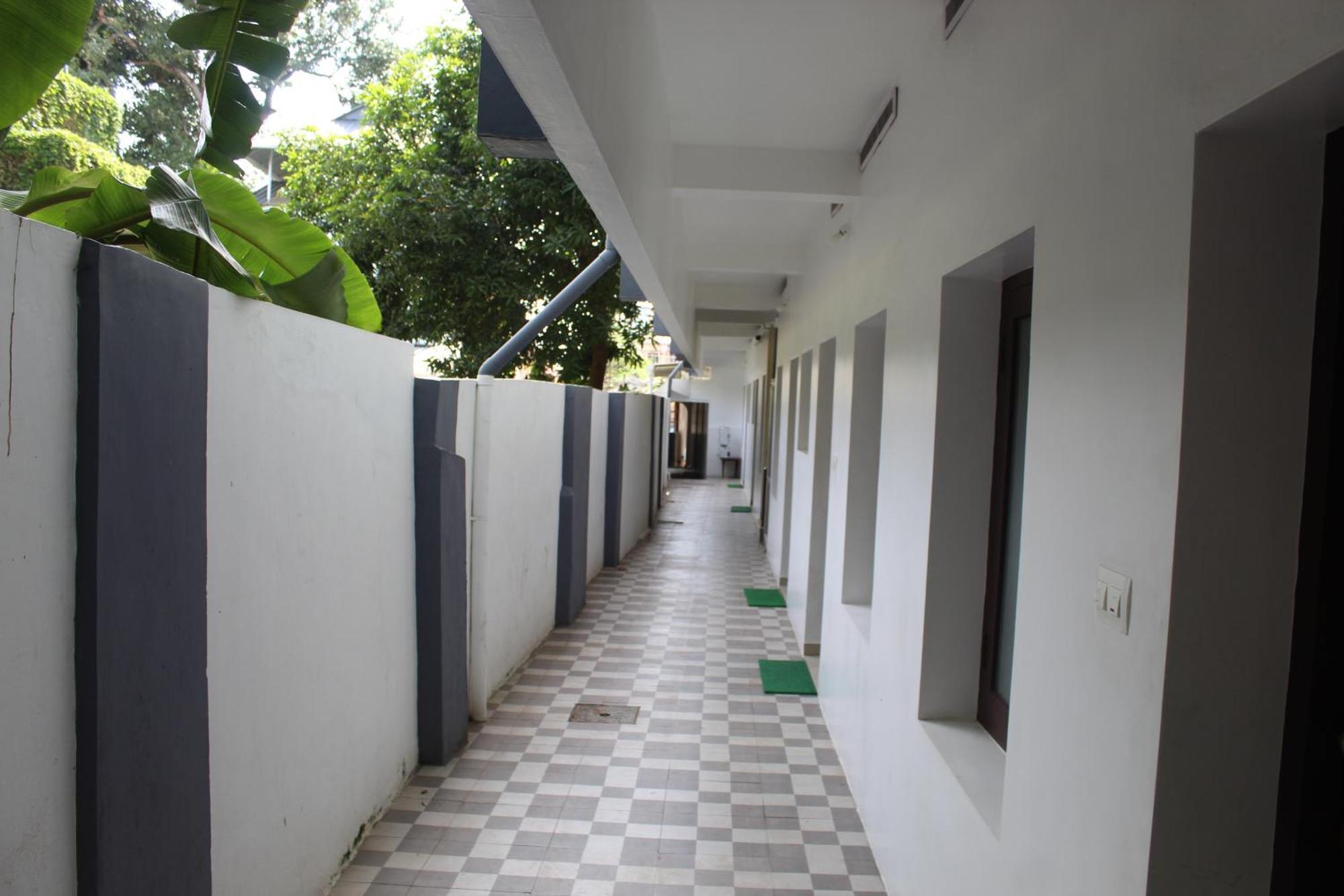 Anna Hotel Thiruvananthapuram Exteriér fotografie
